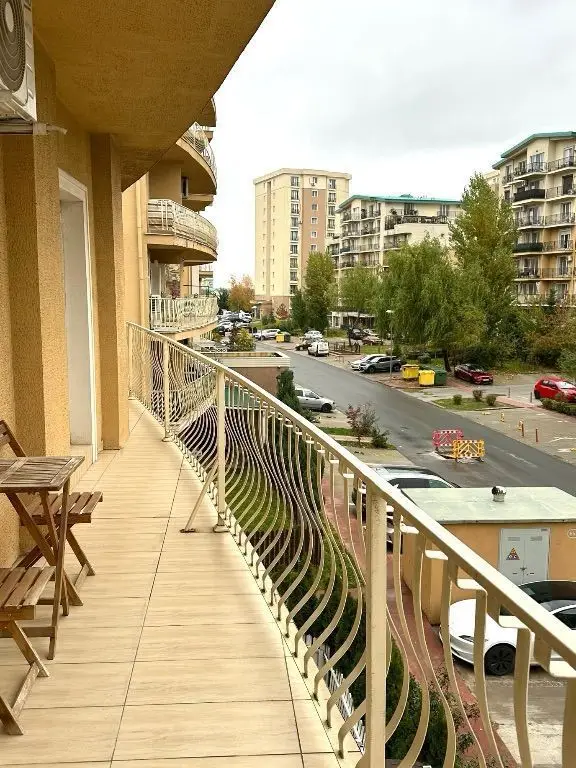Inchiriez Ap 2 camere Cosmopolis