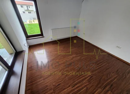 7 Bai. 2 Garaje.  Posibilitate rate. Timisoara - Ciarda Rosie. Teren 914 mp.