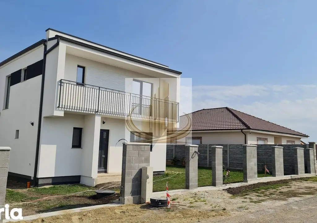 Duplex 117mp, despartit prin camera tehnica, Dumbravita
