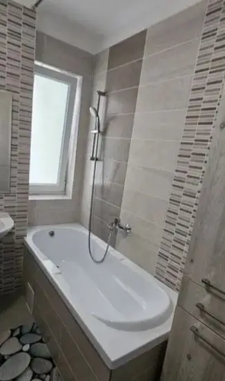 Apartament 2 Camere 2018 Tractorul Gata de Mutare Zonă Excelentă
