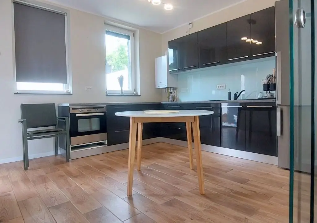 De vânzare casă premium tip duplex, vedere spre Lacul Brates, comision 0%