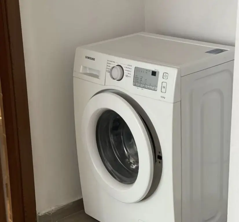 Apartament 2 camere de vanzare
