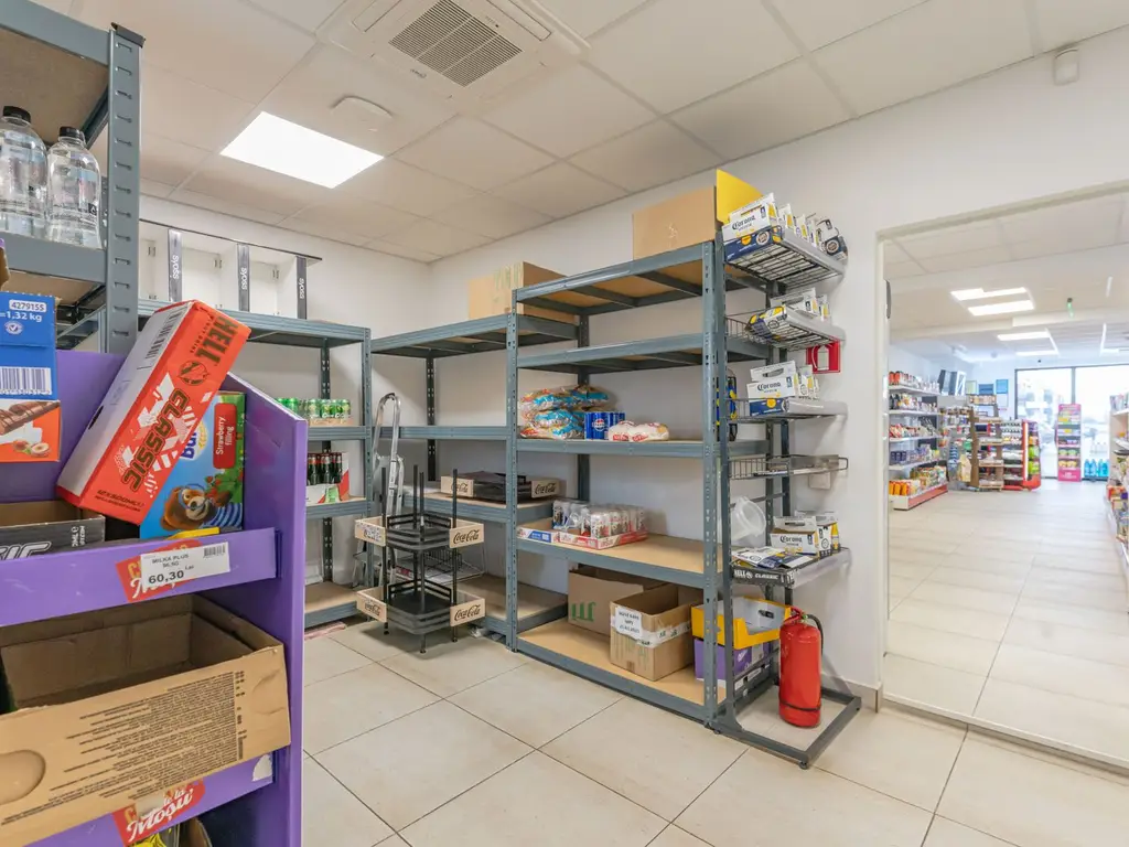 Spatiu comercial de vanzare cartier Tractorul (zona noua)
