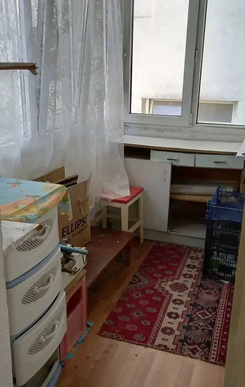 Vand apartament 2 camere zona Aviatiei