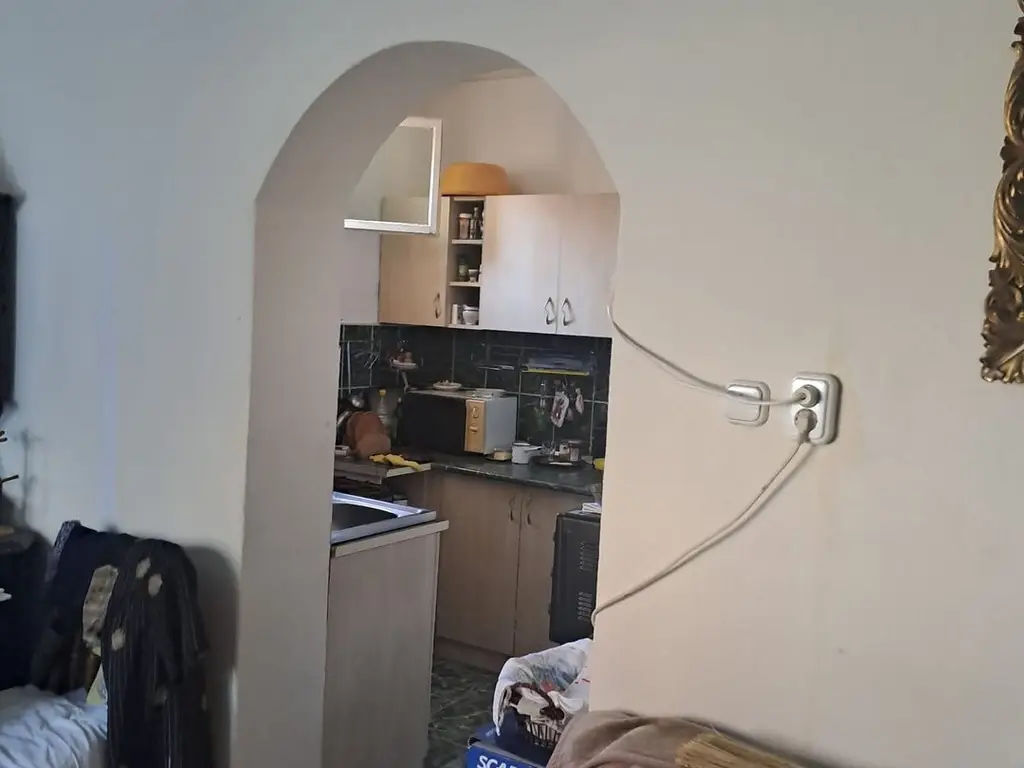 BRASADAS vinde prin REPREZENTARE EXCLUSIVA casa 8 cam 450mp.