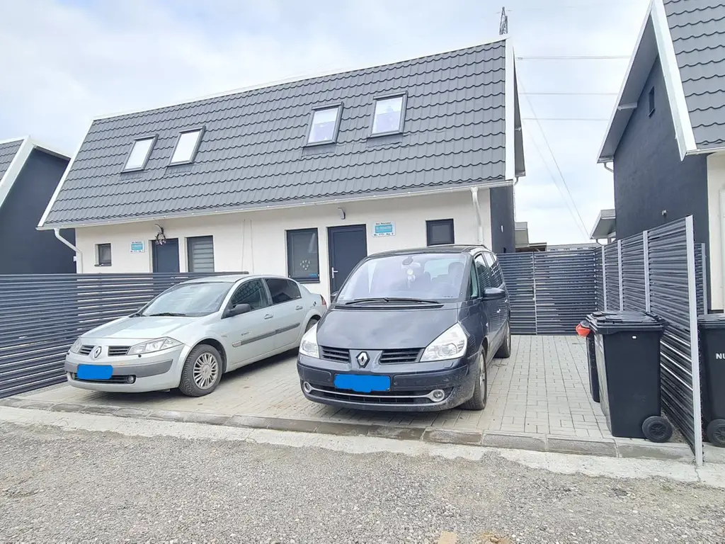 Casa mobilata si utilata in Cartier Izvor Tarlungeni Brasov