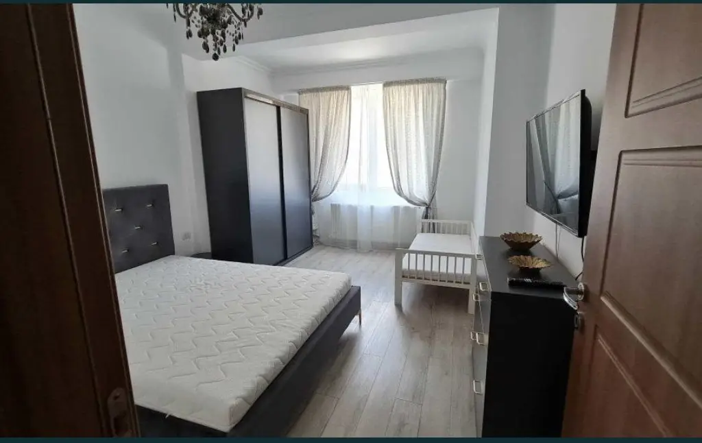 Vand apartament 2 camere