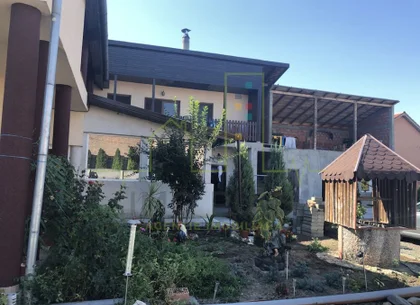 Casa individuala in Utvin, spatioasa, teren generos