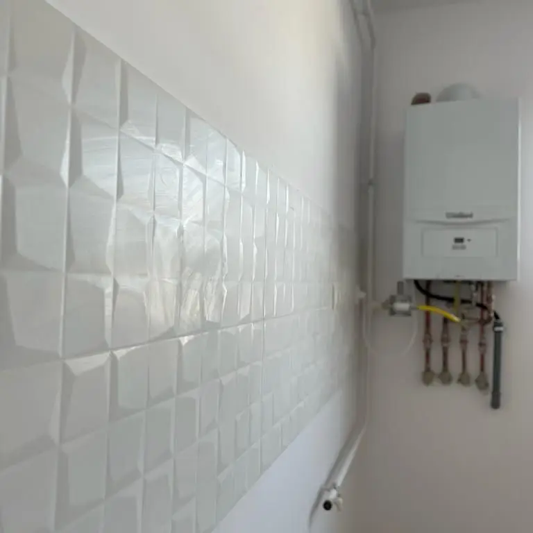 Vanzare apartament nou 2 camere Intabulat nou nelocuit zona Tractorul
