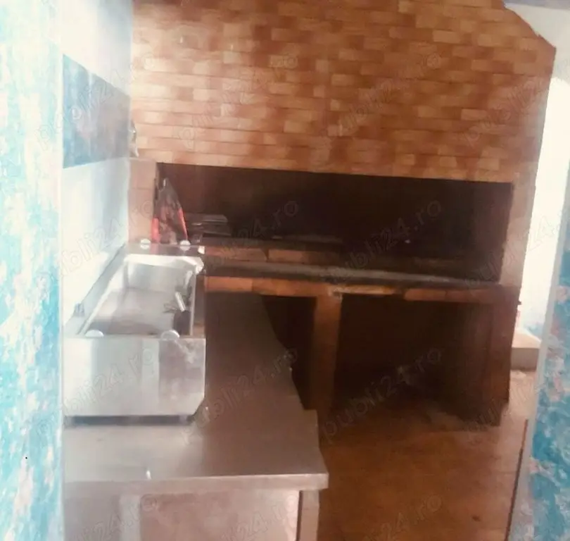 BRASADAS închiriază Sp Com 200mp fost restaurant Sect. 2