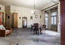 Apartament ultracentral cu 2 camere neamenajat Comision 0