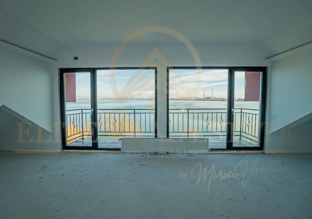 Năvodari - Casă exclusivistă cu ponton privat – Primul rând la lac