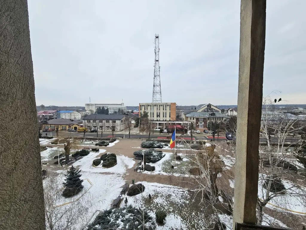 Apartament 3 camere, Ultracentral, Costesti