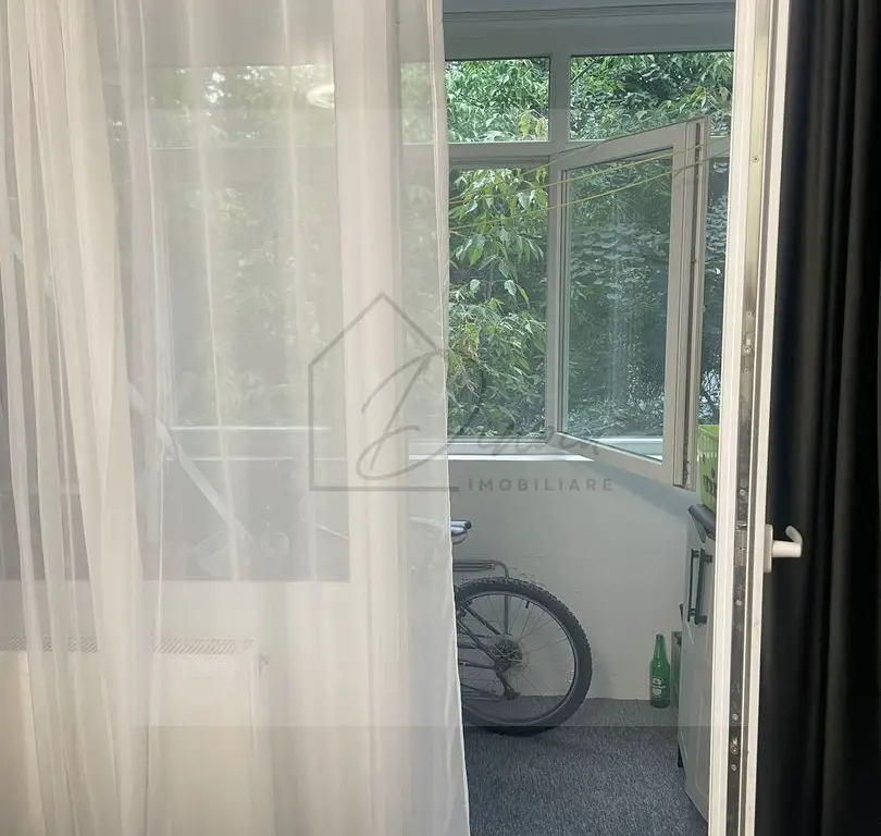 Comision 0% I Apartament 3 camere Piata Resita I Etaj 3/4 I Centrala