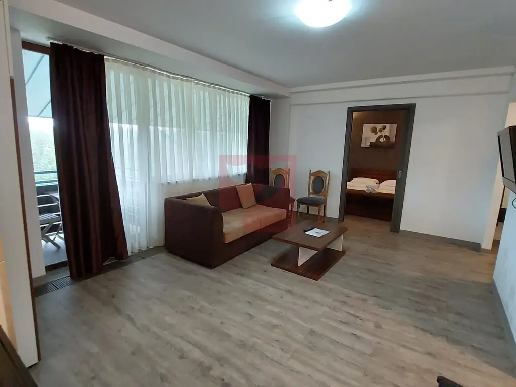 2 in 1, apartamente de 2 si de 4 camere, parcari, Silver Mountain