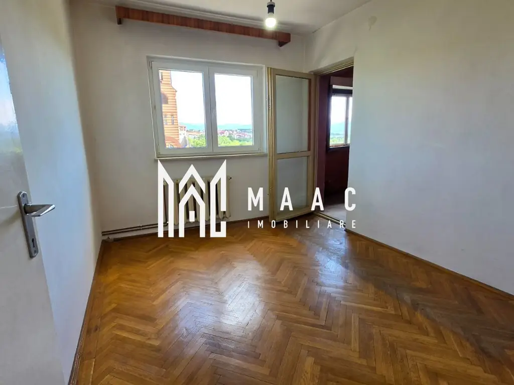 Apartament de vanzare Sibiu 3 camere decomandat | Strand | 2 bai, 2 balcoane