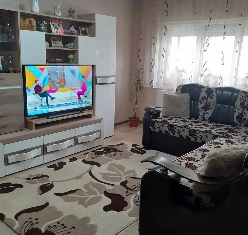 BRASADAS vinde ap 3 cam 48mp la PARTER în Micro 16.