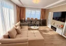 Apartament de vanzare cu 3 camere, 2 bai, balcon, garaj