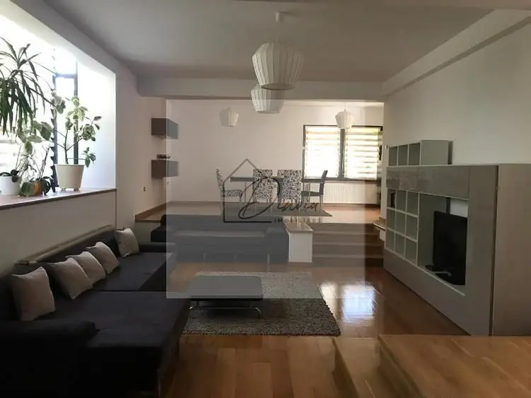 COM 0% I Vila 5 camere in Pipera I curte 1200mp I renovata2025