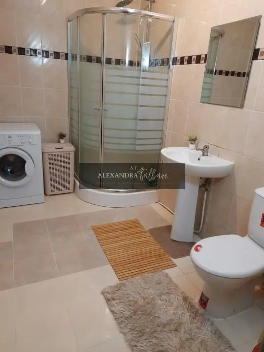 Apartament 2 camere decomandat, mobilat si utilat l Su 56 mp l Porii
