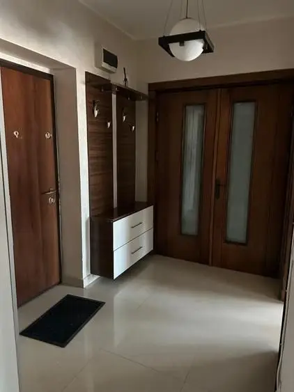 De inchiriat apartament 2 camere Complex Rezidențial I. C. Frimu, 500 euro
