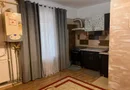Apartament cu 2 camere, etaj 1, la casa - zona centrala