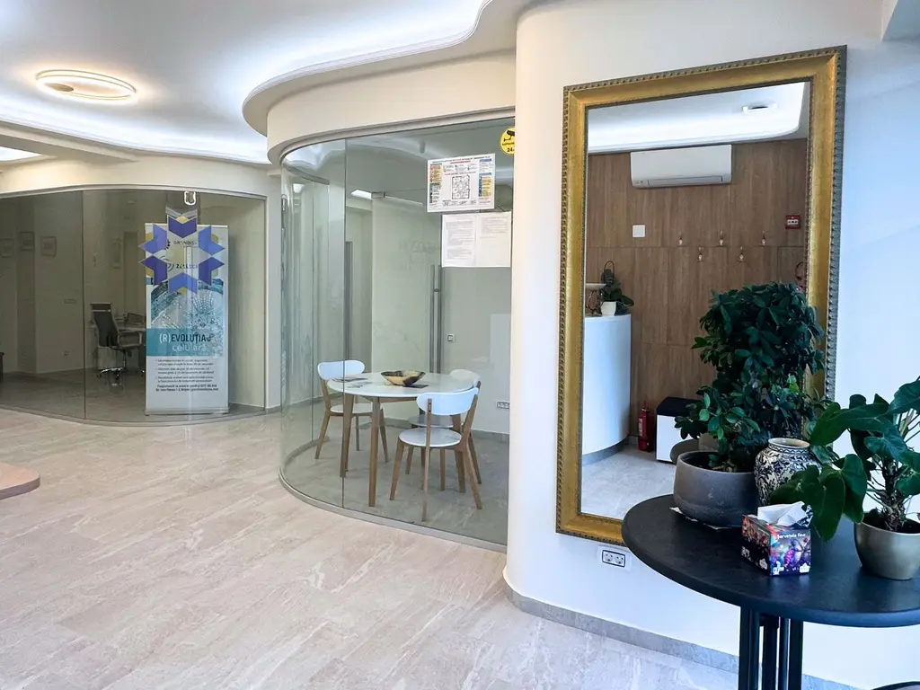 De vânzare Centru Medical Multifuncțional 196 mp zona Coresi