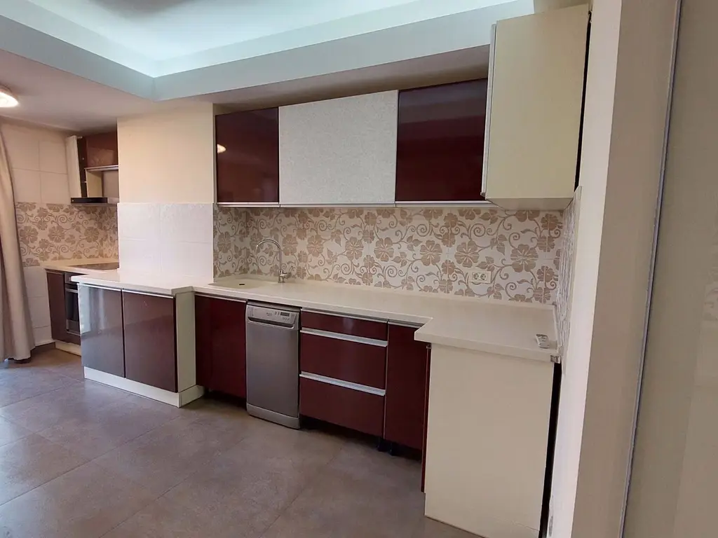 Vînd apartament 4 camere Floreasca/Verdi