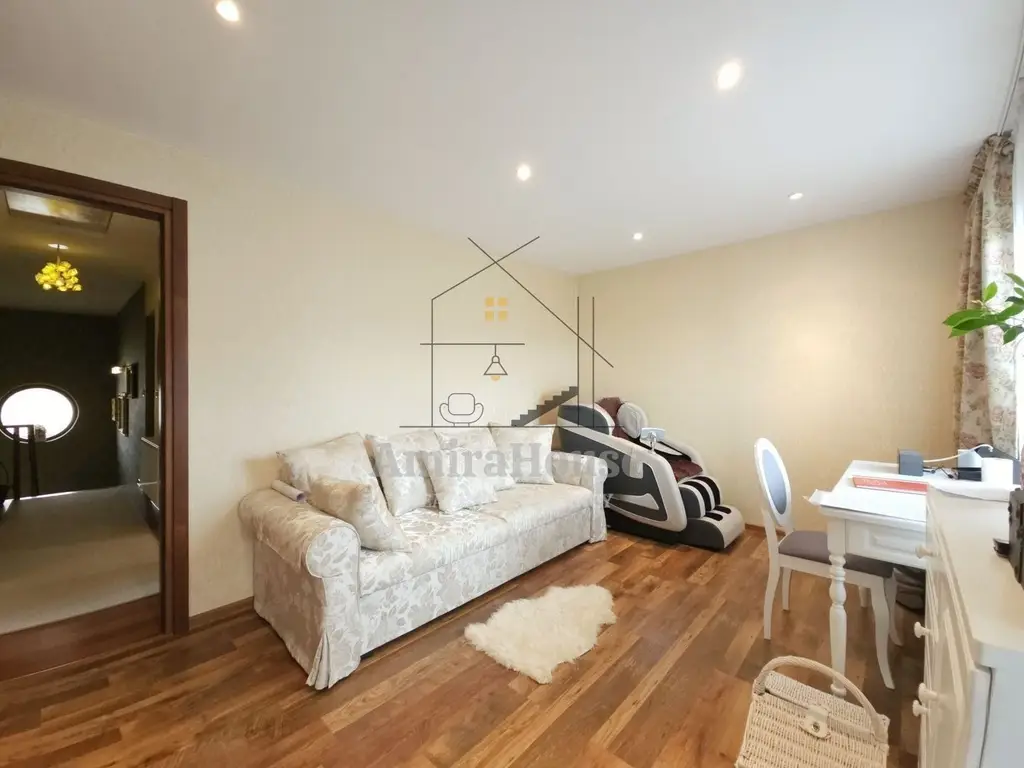 Casa individuala 5 camere, teren 600 mp, finisata, 167 mp utili zona str Oasului