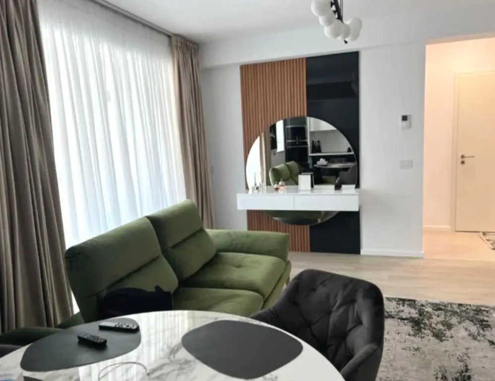 Apartament de lux 2 camere Zona Coresi Kasper 2 locuri de parcare boxă