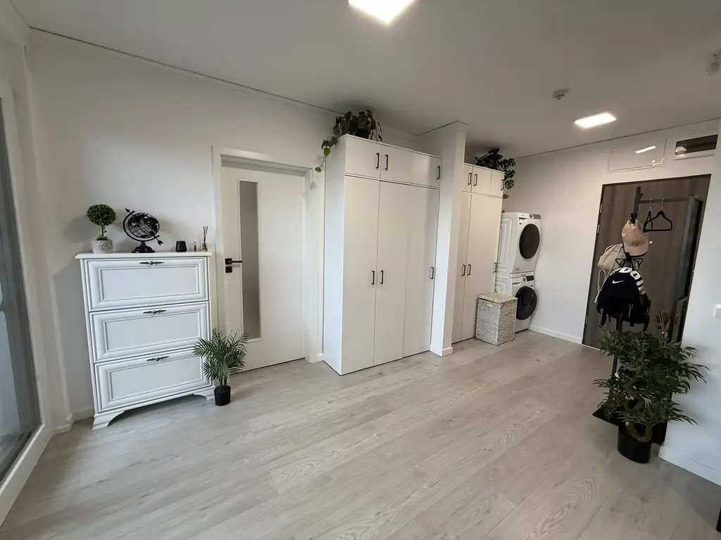 Ap. 2 cam, terasa, parcare, West Residence. 120.900 E neg. Comision 0