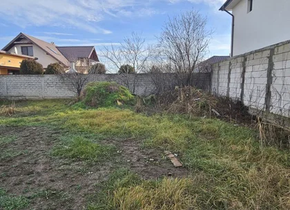 Glina teren intravilan 500 mp