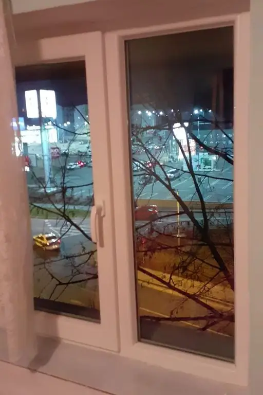 BRASADAS vinde ap 3 cam etaj 4/4 lângă Economic.