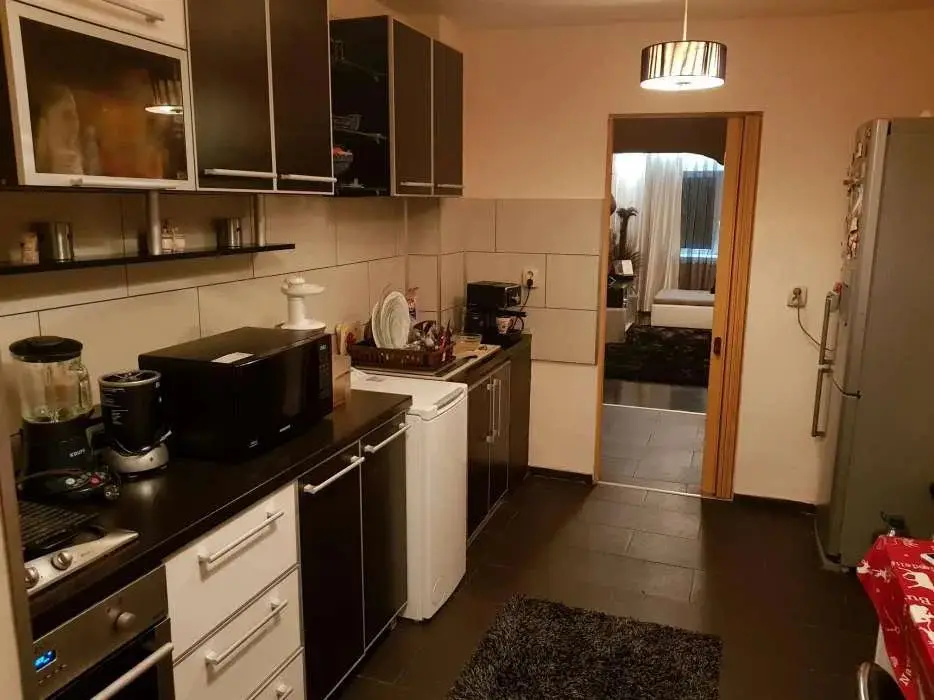 BRASADAS vinde ap. 4 cam FINISAT mobilat PARTER inalt 91mp Manastur.
