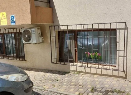 BRASADAS închiriază ap 2 cam la DEMISOL în CONFORT URBAN.
