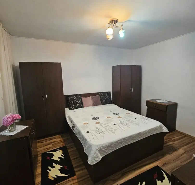 Casa si teren 3500 mp, Stefanesti - Golesti