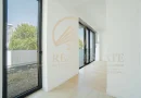 Stațiunea Mamaia - Vânzare apartament cu 2 camere cu terasa, primul rând la mare