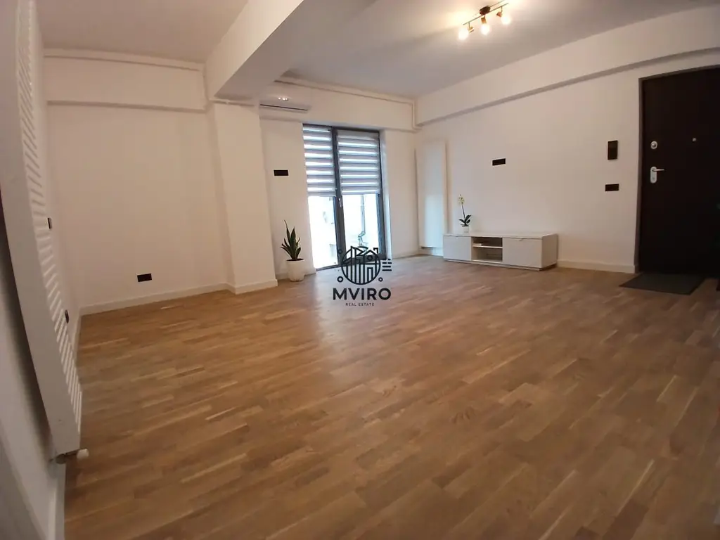 Studio elegant de închiriat, Piaţa Unirii – ideal pentru birou