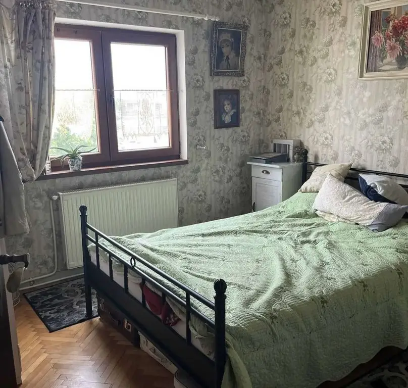 De vanzare apartament cu 3 camere