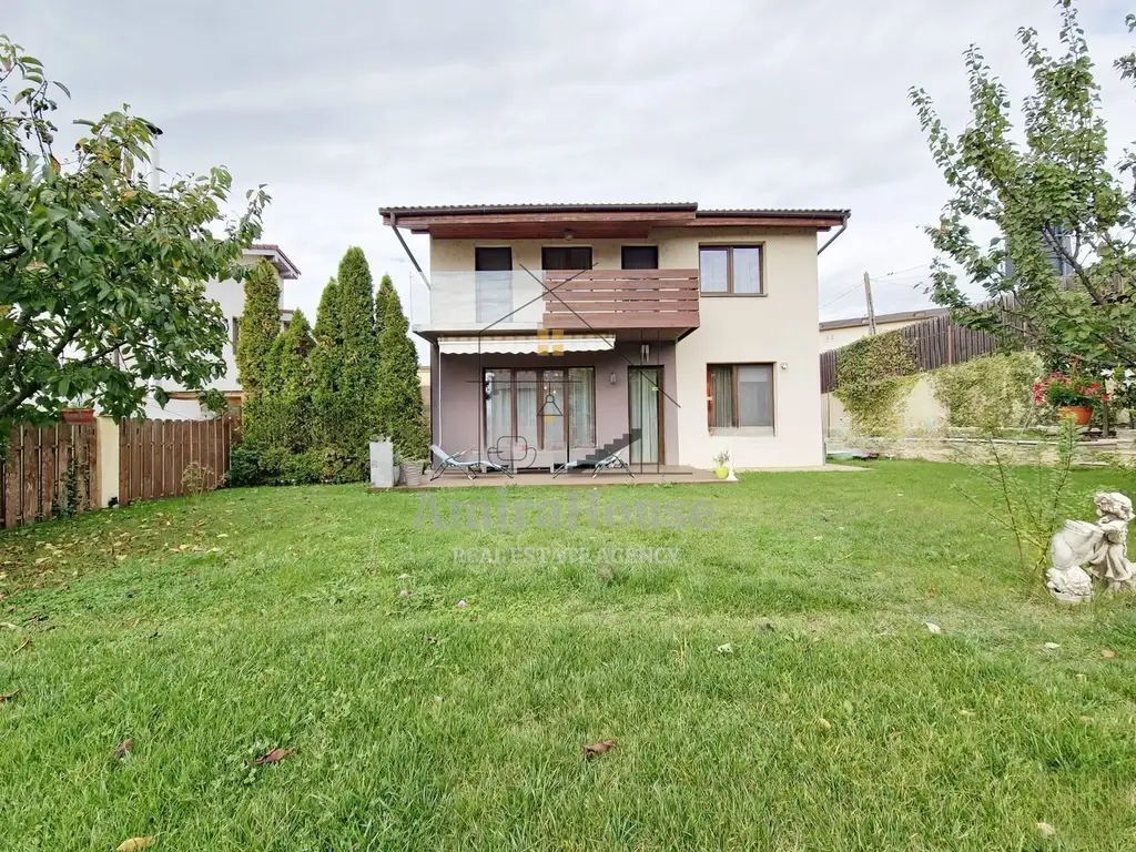 Casa individuala 5 camere, teren 600 mp, finisata, 167 mp utili zona str Oasului