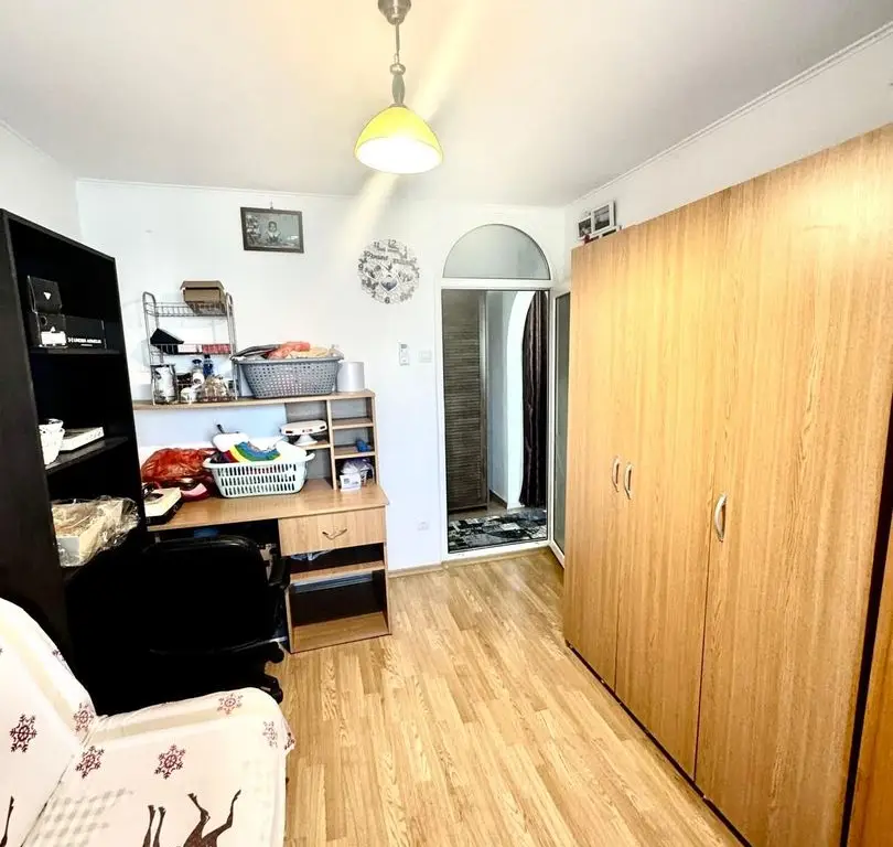 Apartament 3 camere de vânzare – Șos. București