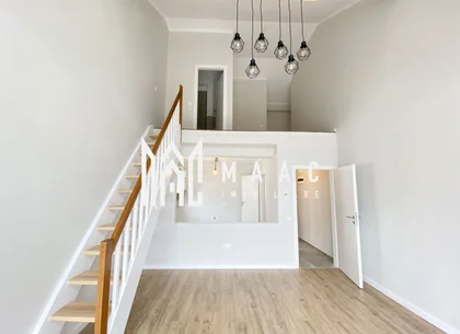 Apartament 4 camere | Balcon | 2 Bai | Parcare