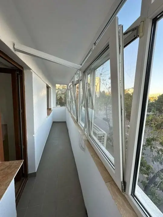 Vand apartament 4 camere Drumul Taberei Valea Argesului 2