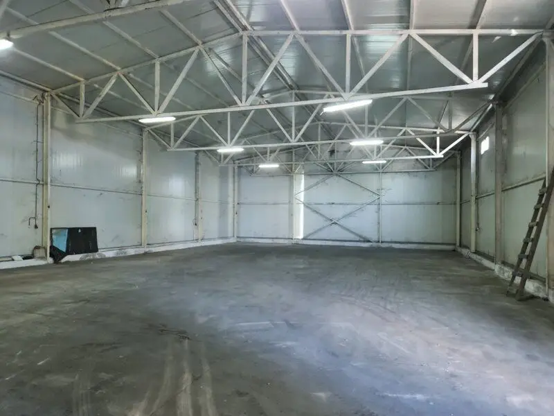 Centura Stefanesti hala productie /depozitare 776 mp