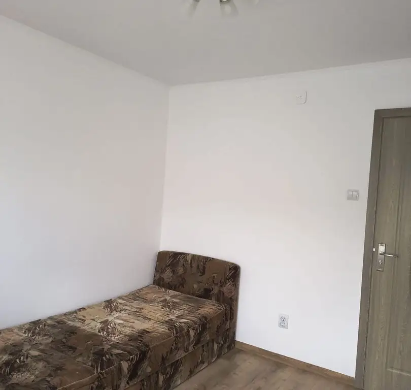 Apartament 3 camere decomandat de închiriat | 75 mp | Renovat | 2 băi