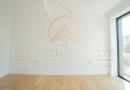 Stațiunea Mamaia - Vânzare apartament cu 4 camere, 3 bai cu vedere la lac.