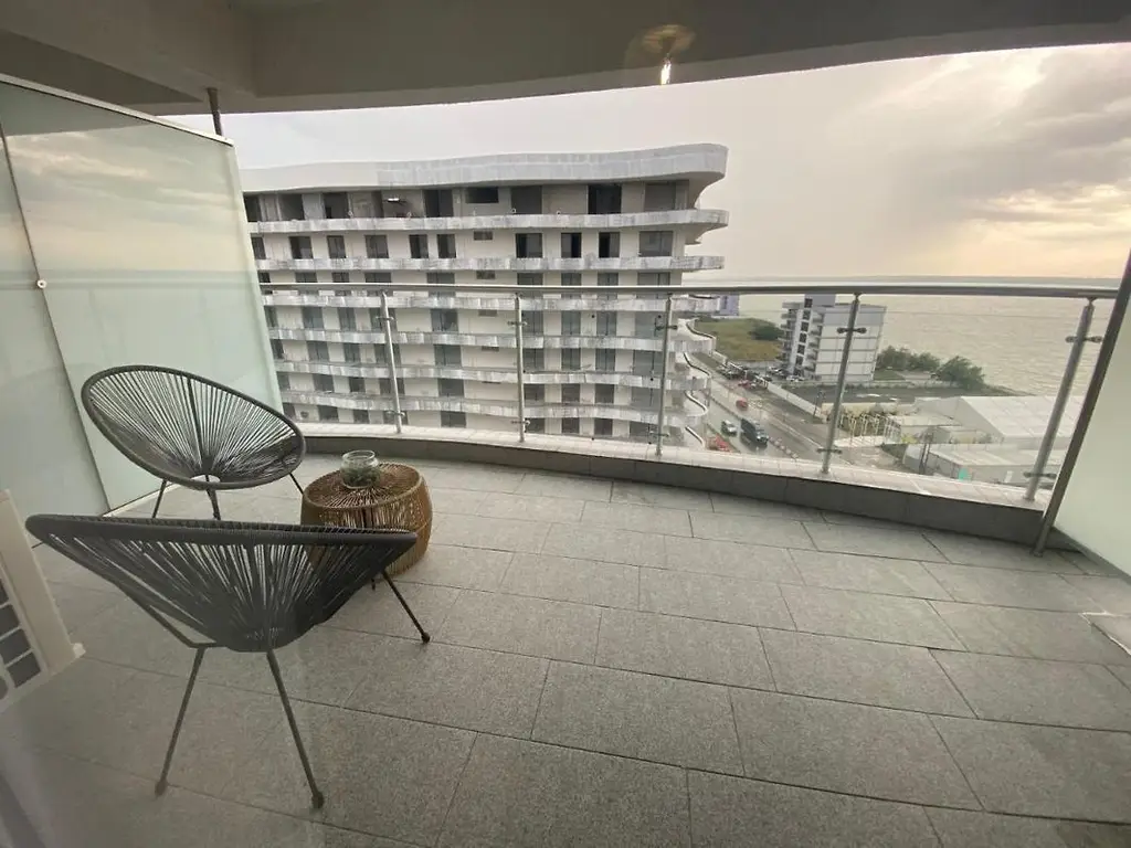 Oferta promo! 2 Cam 90 mp  Casa del Mar Mamaia Nord zona cluburi ,langa plaja