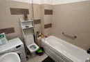 Particular - închiriez 2 camere - metrou Gorjului