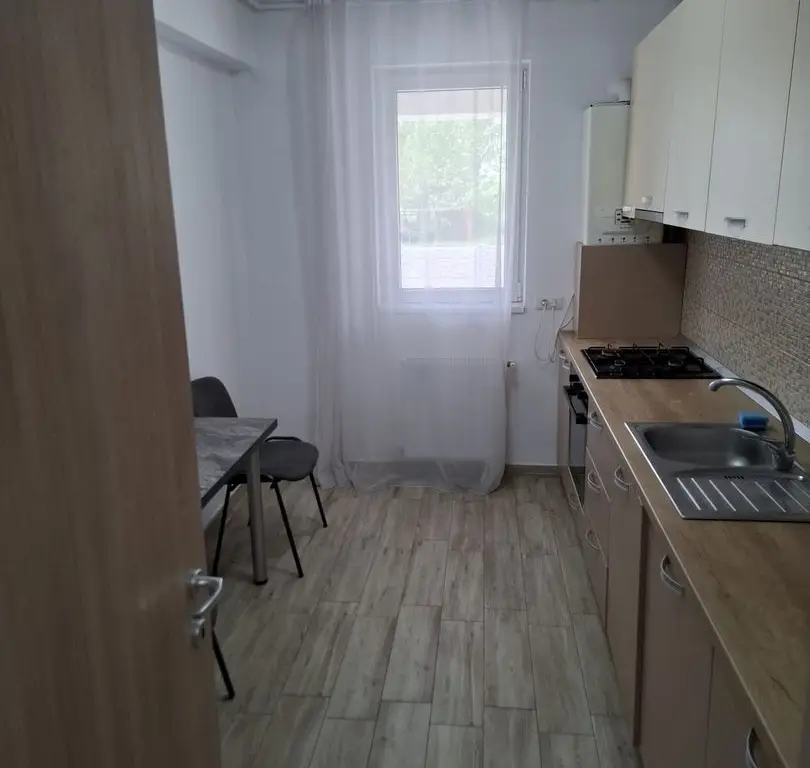 Ag BRASADAS închiriază ap 2 cam PARTER Metalurgiei PARCARE.
