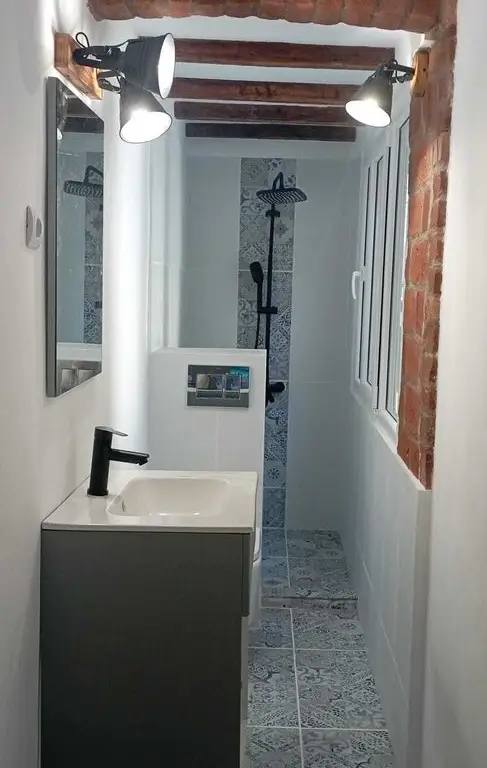 Casa Delea Noua, 5 min Decebal, 10 min m.Muncii, optiune mansardare